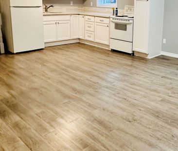 For Lease - 35 Harland Crescent, Ajax, Ontario - Photo 3