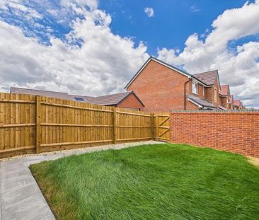 Sniggs Field Avenue, Winnycroft, Gloucester - Photo 4