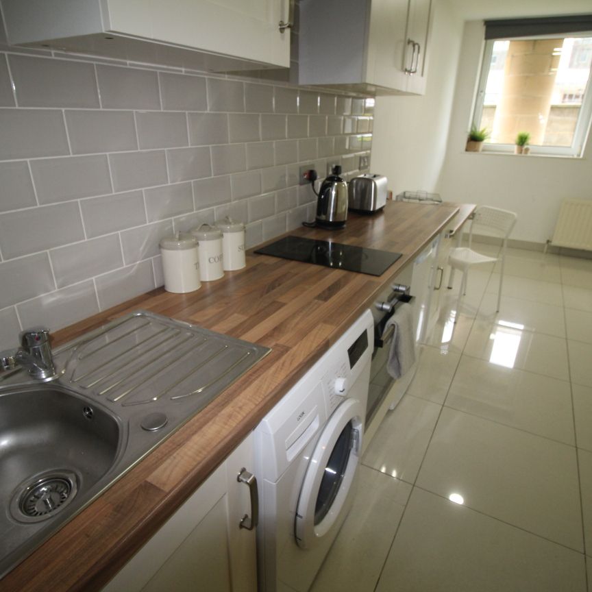 Flat 83, Samara Plaza, LS2 9DU, Leeds - Photo 1