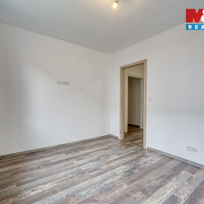 Pronájem bytu 4+1 65 m² - Fotografie 1