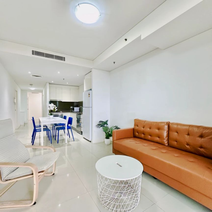 4 bed 2 bath(07442ST) - Photo 1