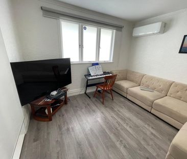 NEW WINDSOR, 4 BEDROOMS - Photo 4