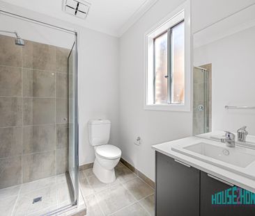 Parkside Living in the Heart of Mambourin Estate - Photo 6