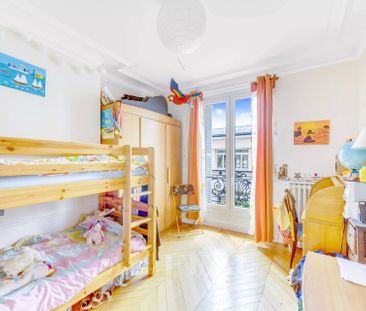 Location appartement, Paris 9ème (75009), 4 pièces, 95.2 m², ref 86... - Photo 6