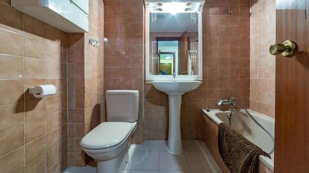 Carrer del Doctor Manuel Candela, Valencia, Valencian Community 46021 - Photo 4