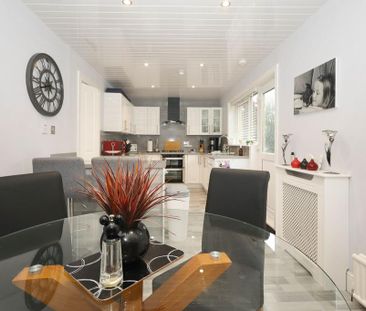 3 bedroom terraced house to rent - Photo 3
