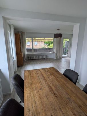 Geräumige, schöne 3,5-Zimmer-Wohnung mit Balkon in Hülsdonk zu vermieten - Photo 1