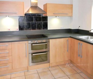 2 bedroom flat to rent - Photo 5