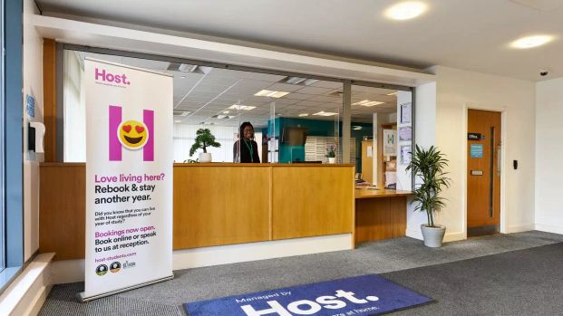 Accessible Classic En-suite - Photo 1