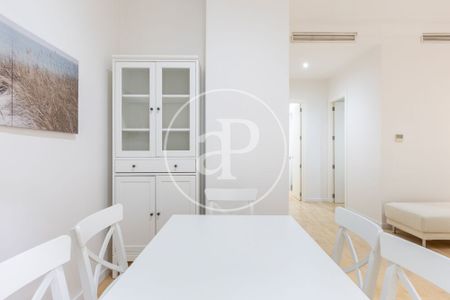 Flat for rent with views in Gran Vía (Valencia) - Photo 2