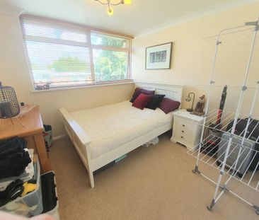 2 bedroom maisonette to rent - Photo 5