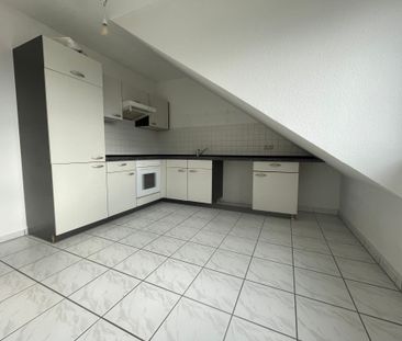 Gemütliche 2-Zimmer-Dachgeschoss-Wohnung in ruhiger Wohnlage - Photo 1