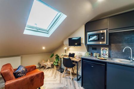 Studio to rent - Photo 5