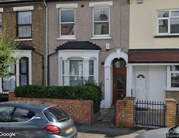4 Bed Terraced House, Frith Road, E11 - Photo 1