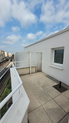 Appartement 5 pièces 98 m2 avec terrasse et balcon - Photo 4