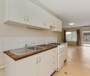 4/133 Eyre Street, North Ward - Photo 4