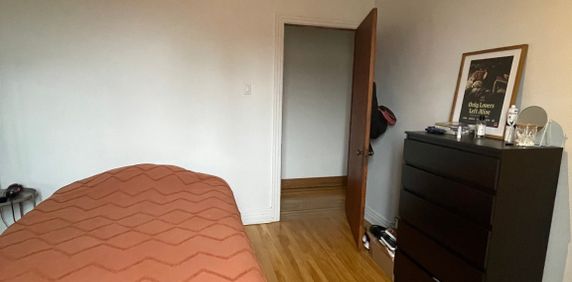 Chambre Disponible Dans Un Grand 4/2 - Photo 2