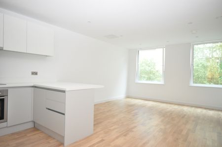 2 bedroom apartment to rent - Photo 4