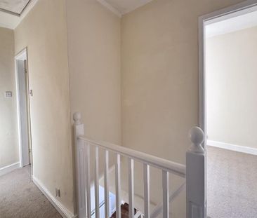 2 Bedroom End Terrace To Let - Photo 5