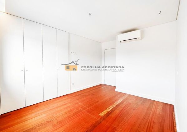 Apartamento T4 em Porto