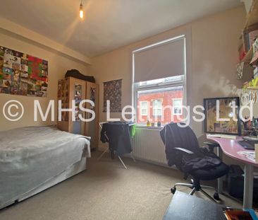 4 Bedroom Mid Terraced House for rent in Welton Grove - Photo 5