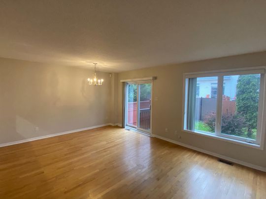 For Lease - 17 Santa Cruz Private, Alta Vista and Area, Ontario - Photo 1