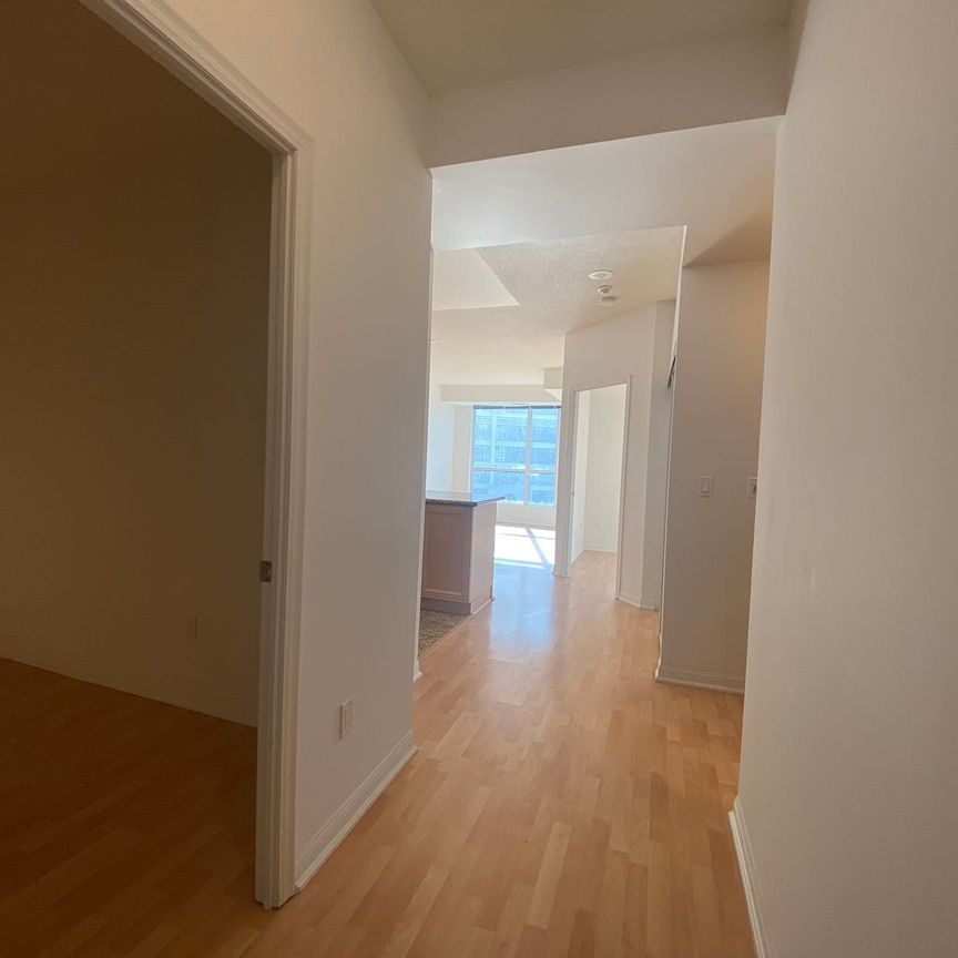 For Lease - 628 Fleet Street Unit# 629, Toronto, Ontario - Photo 1