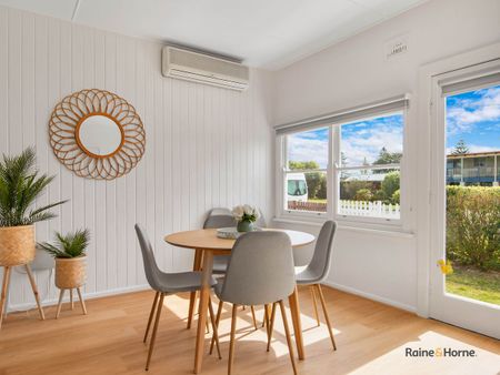 Luxury Home Right In Town - Photo 4