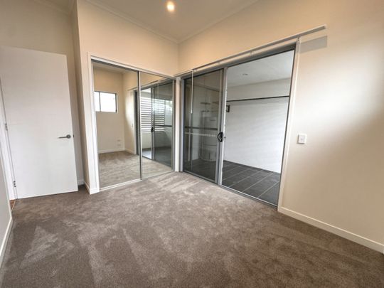 Stylish, Modern & Perfectly Located! - Photo 1