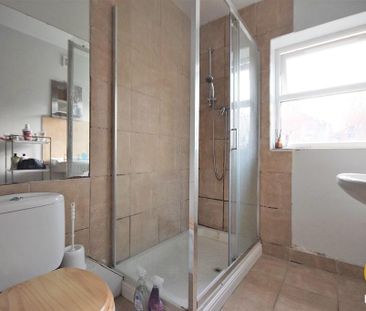 5 bedroom semi-detached house to rent - Photo 6