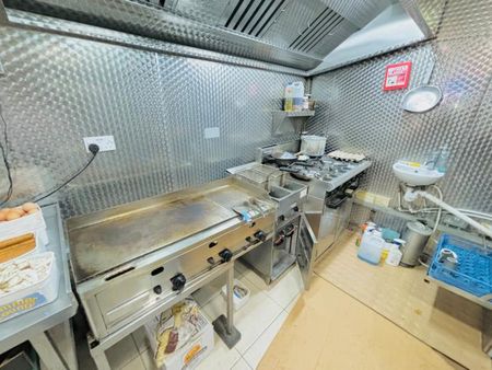 Studiobeds Restaurant - Photo 3