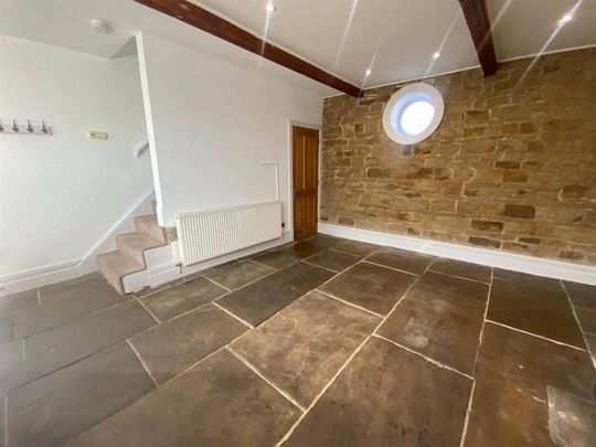 2 bedroom cottage to rent - Photo 1