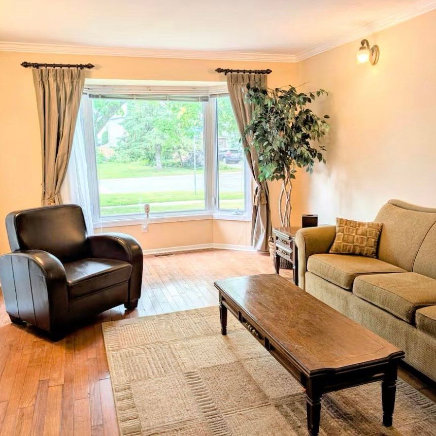 For Lease - 1646 Sunview Drive, Orleans - Convent Glen and Area, Ontario - Photo 1