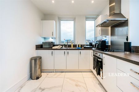 1 bedroom apartment to rent Brooklands Square, Brooklands, Milton Keynes, MK10 - Photo 5