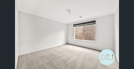 Spacious Family Living in Sought-After Ambrosia Estate - Photo 3