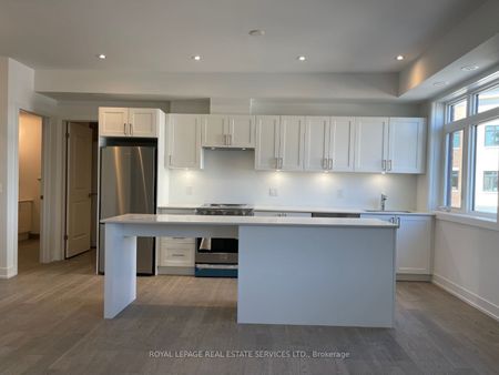 Condo Townhouse For Lease | W8046526 - Photo 3
