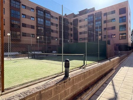 Piso de alquiler en Calle de Pirra, 44, Rejas - Photo 3