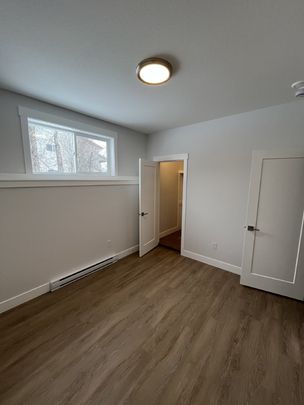 WHITTAKER 3 - B - 9007 - Photo 1