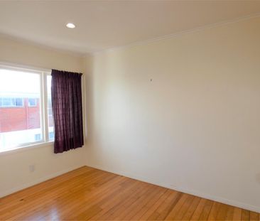 Unit 3, 1 Crossfield Road, Glendowie, Auckland - Photo 3