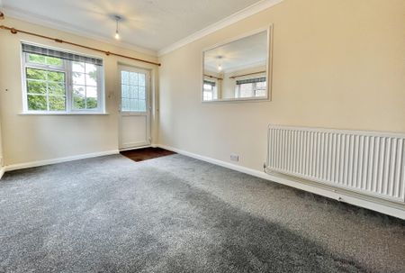 Eskdale Avenue, Chesham - Photo 2