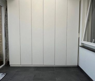 Penthouse te huur in Antwerpen voor € 1.100 met 1 slaapkamer - Photo 3