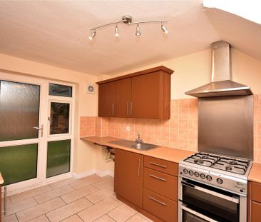 3 bedroom detached house to rent - Photo 6