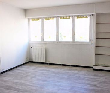 Appartement à louer 2 pièces • Marseille 5 - Photo 2