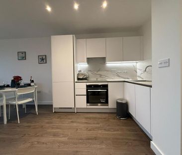 1 bedroom apartment to rent - Photo 2