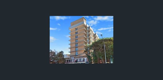 Bondi Beach Studio Apartment with Courtyard - Photo 2