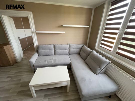Pronájem bytu 1+1 37 m², Čs. odbojářů 932, Chodov - Photo 1