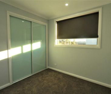 Near New 4 Bedroom Home For Lease! - Photo 6