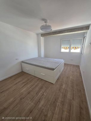 4 room luxury Flat for rent in Valencia - Photo 1