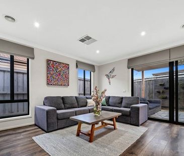 For Lease - Modern 3-Bedroom Family Home in Clyde | $600 per week - Photo 3