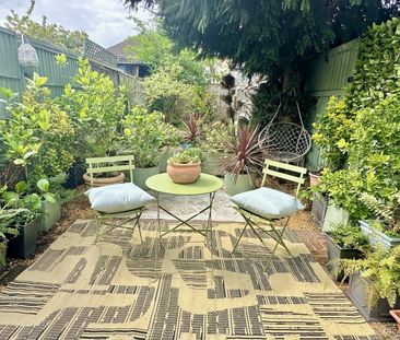 Quiet Double Bedroom – Monday to Friday Let in Muswell Hill - Photo 2